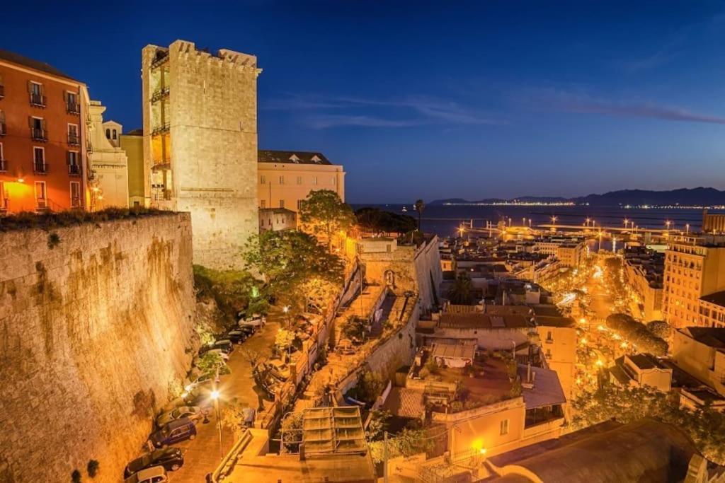 Da Mari Casa Vacanza Cagliari Bagian luar foto