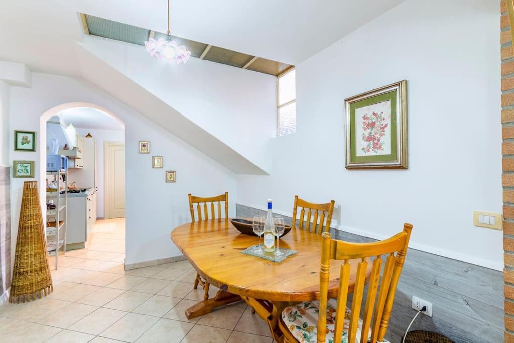 Da Mari Casa Vacanza Cagliari Bagian luar foto